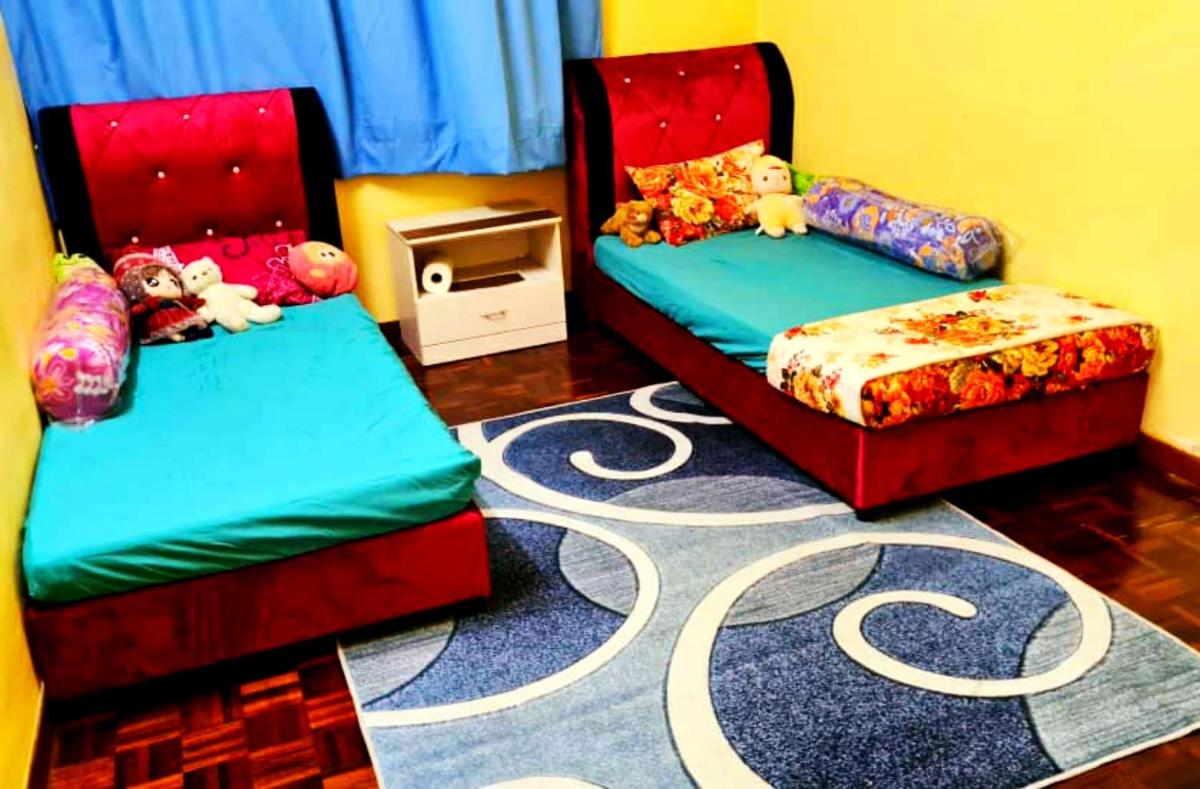 D'Serina Homestay-3 bedroom 6 bed & free parking - Housity