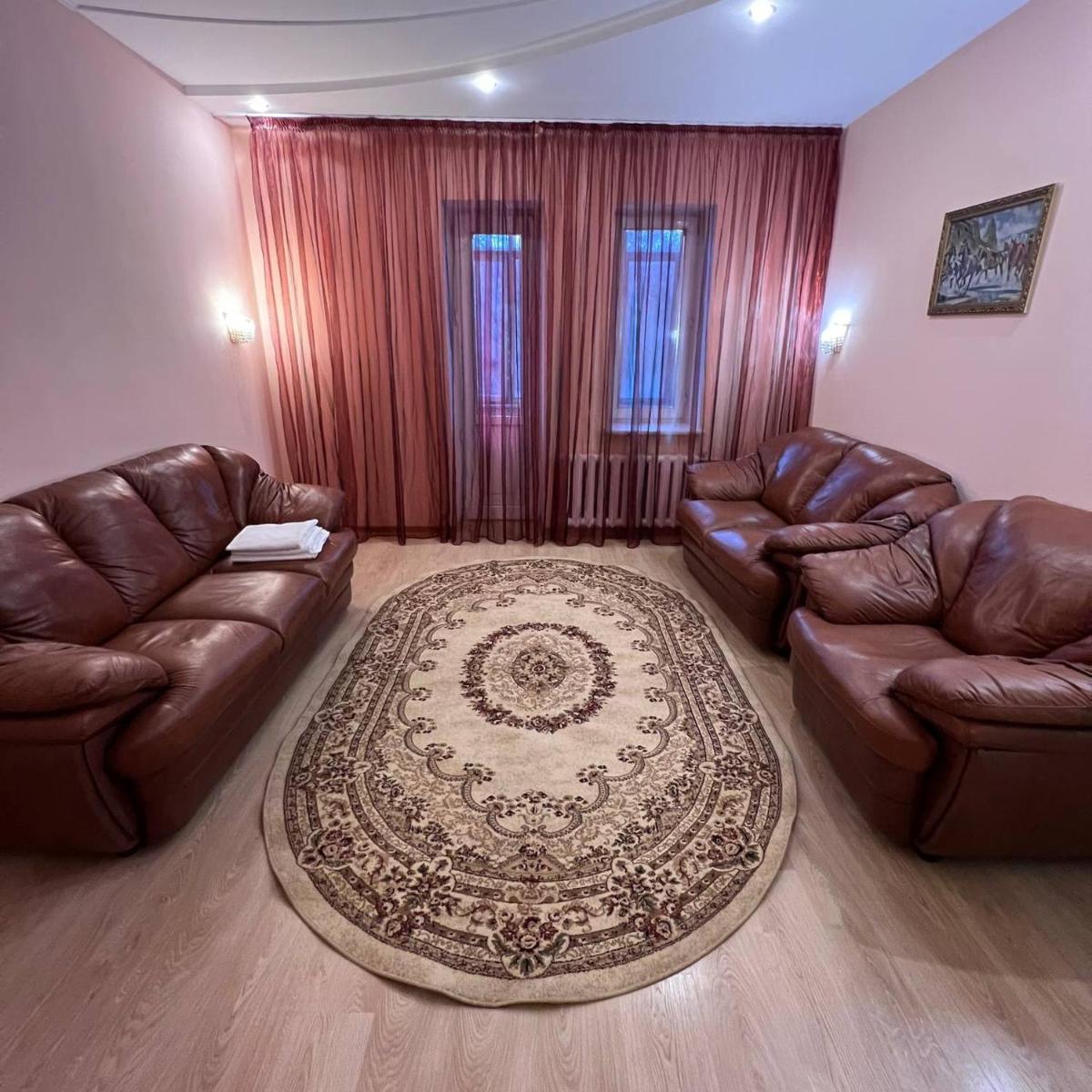 Rich House Kostenko 12 - Housity