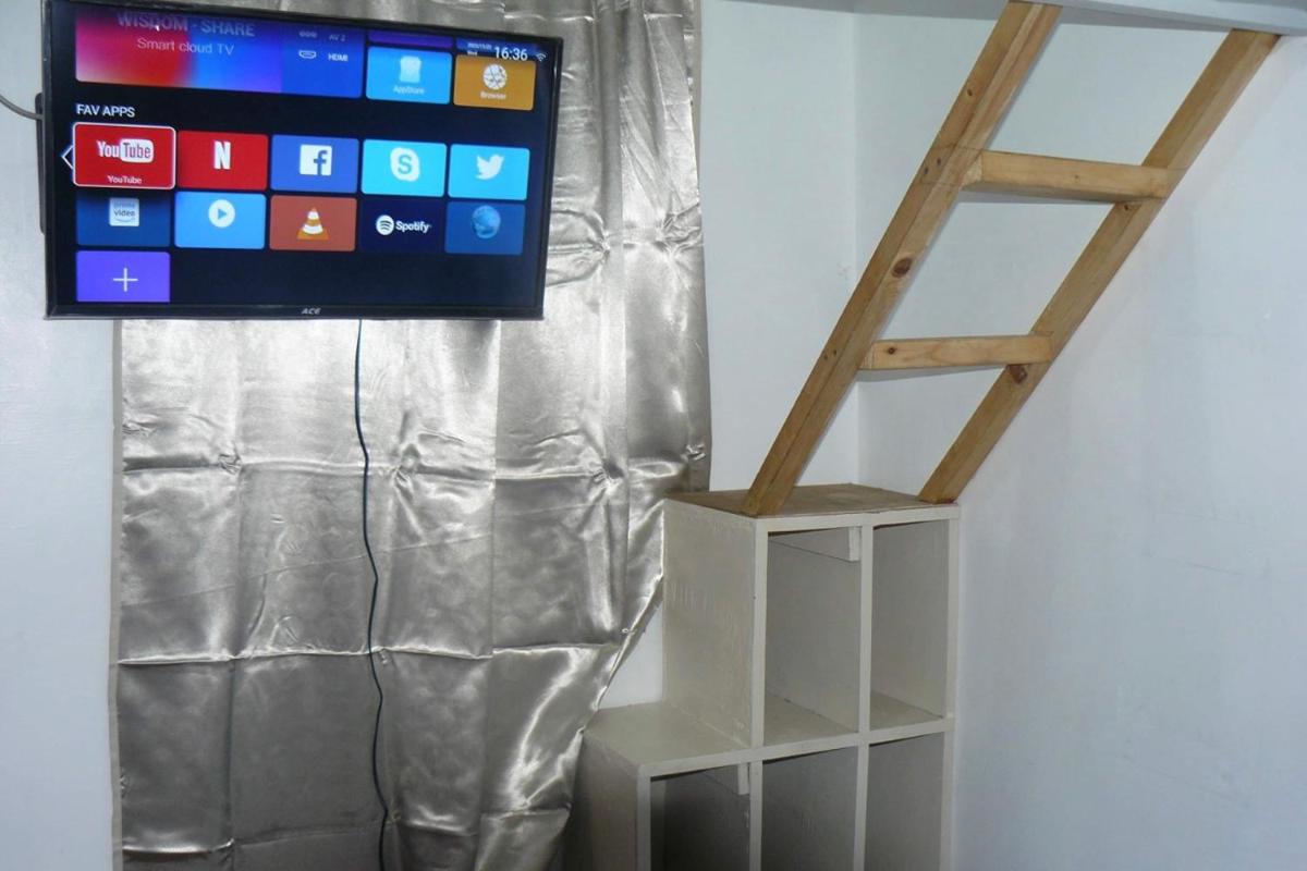 Suitetrails - 1Br Apartment Build with Loft Bed near NAIA Pasay
