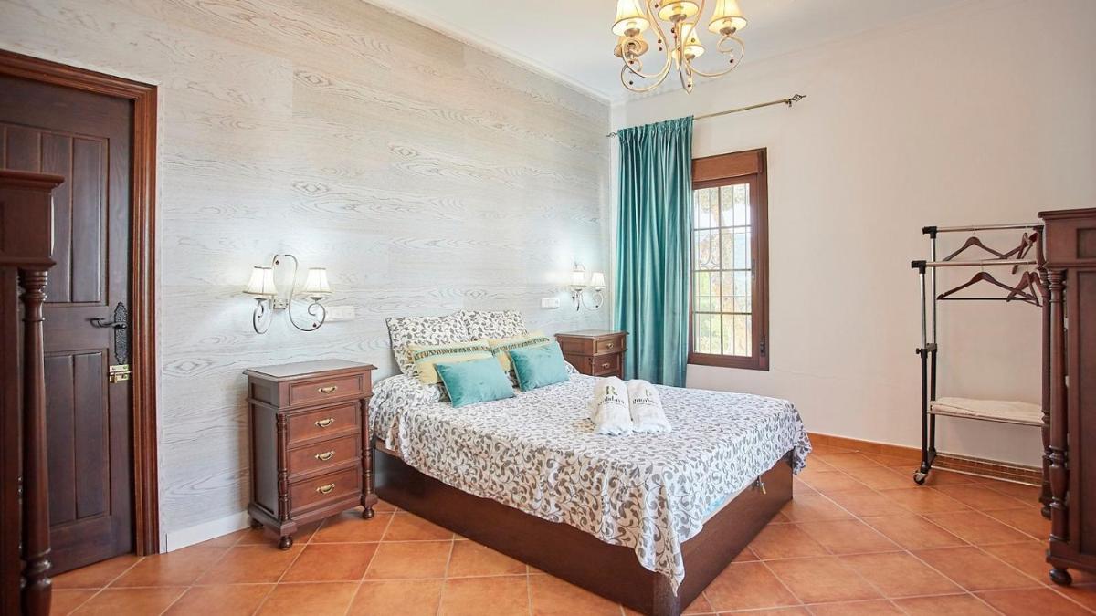 Casa Sofía Ubrique by Ruralidays - Housity