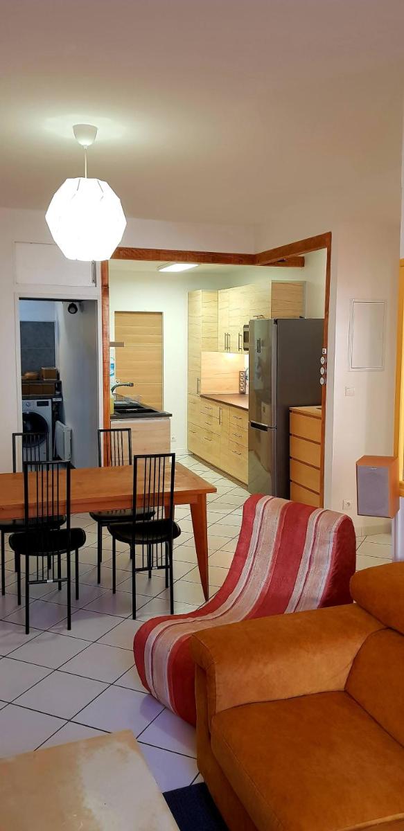Grand T2 confort 57m2 - Housity