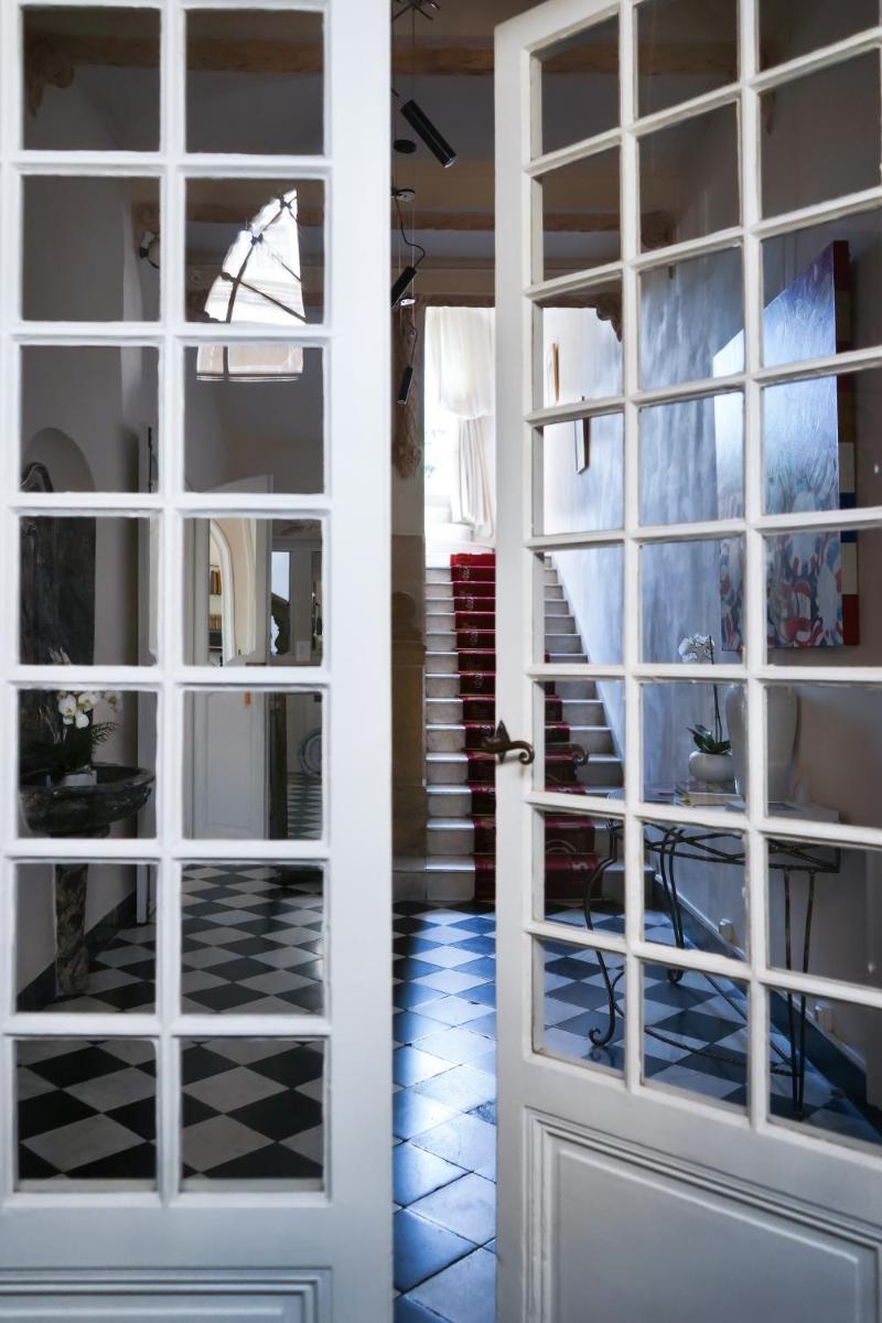 Photo de la galerie de l'établissement Hôtel Particulier Le 28 - Spa & Art Luxury Design by Alain Ducasse, à Aix-en-Provence