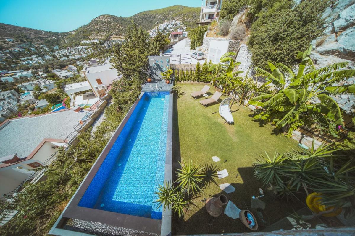 Luxury Villa with Pool Best View in Bodrum - Housity