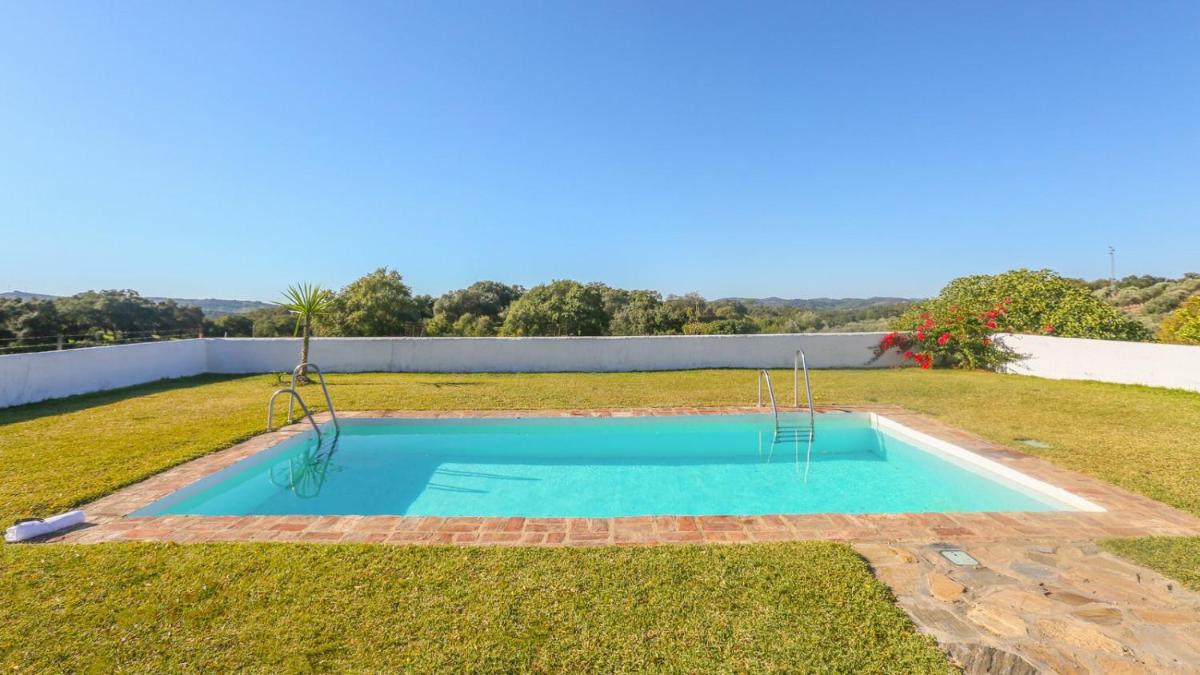 Finca La Palmera Constantina by Ruralidays - Housity