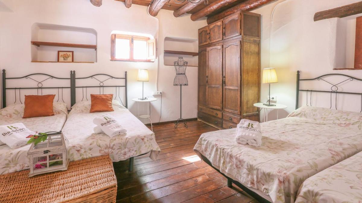 Casa los Madroñeros Alájar by Ruralidays - Housity