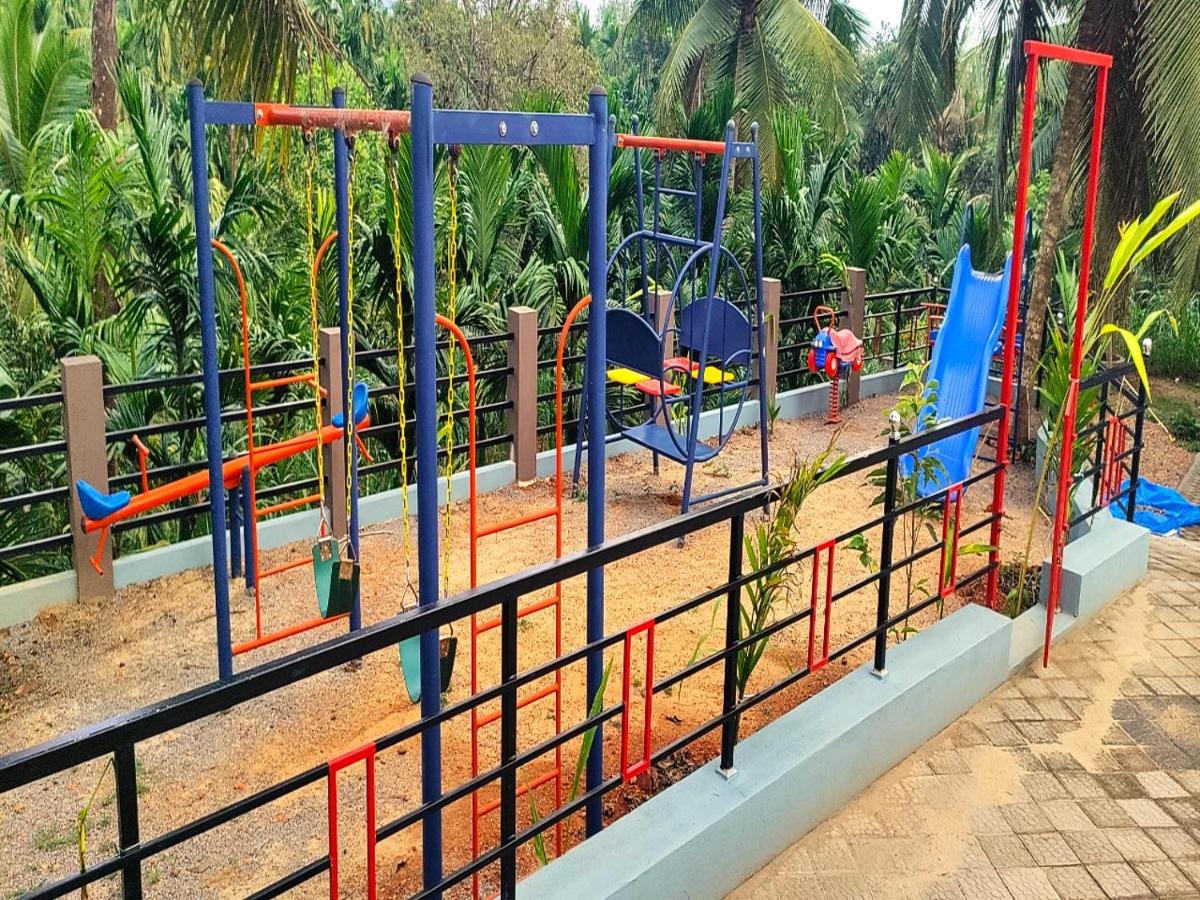 STAYMAKER Roopa Lodge - Housity