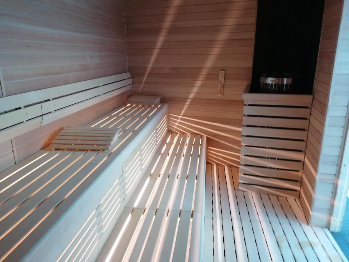 Szczecin Hanza Tower APARTMENT-BASEN - Housity