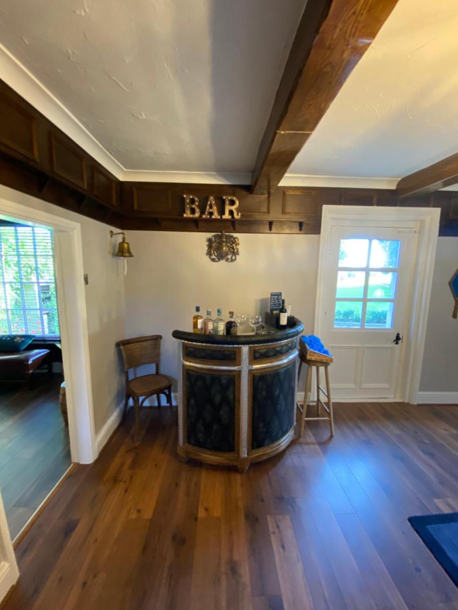 The Farmhouse - Housity