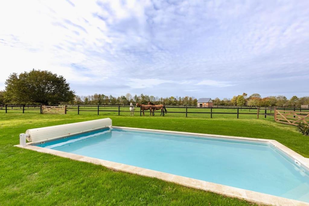 Gîte de la Garenne - Cottage chaleureux avec piscine - Housity