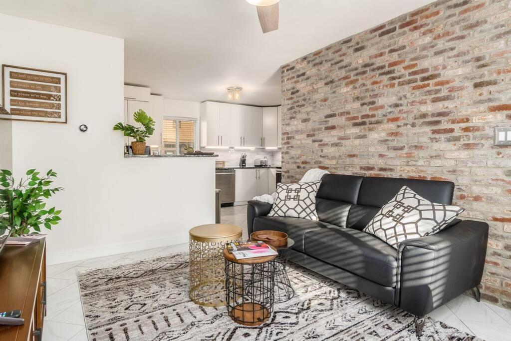 Cozy OSU/Short North 2B Condo, Walkable w/ Parking - Housity