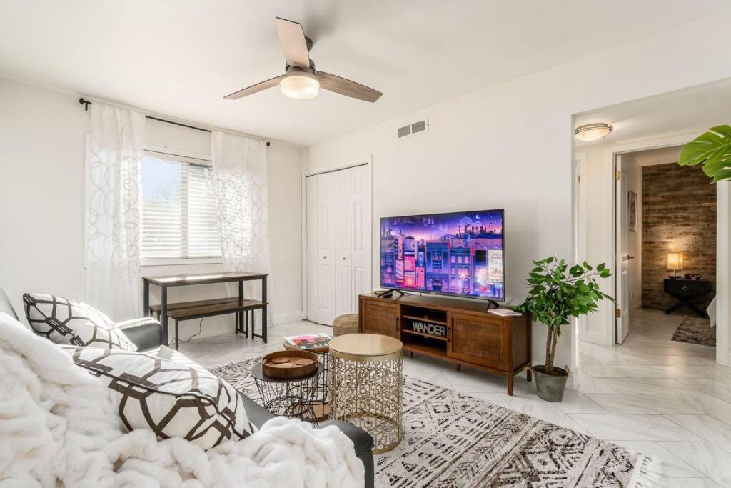 Cozy OSU/Short North 2B Condo, Walkable w/ Parking - Housity