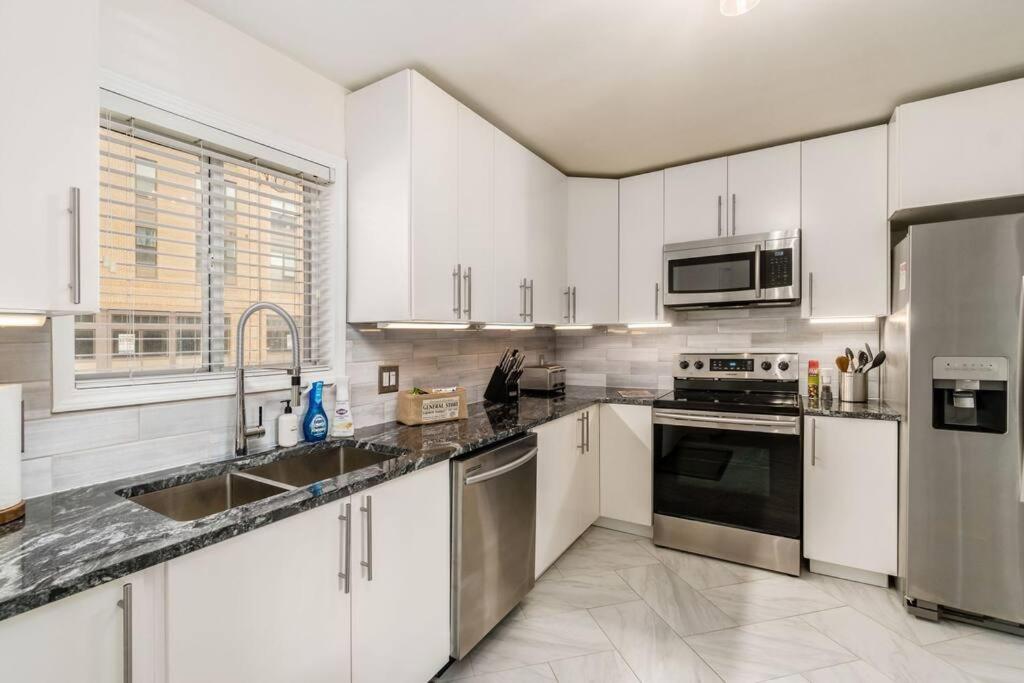 Cozy OSU/Short North 2B Condo, Walkable w/ Parking - Housity
