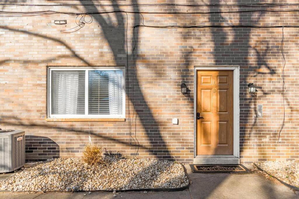 Cozy OSU/Short North 2B Condo, Walkable w/ Parking - Housity