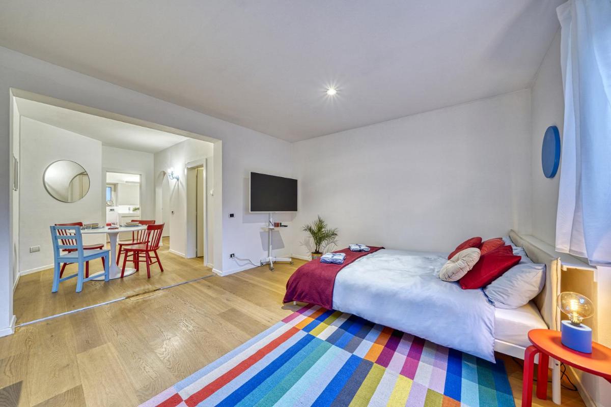 Centrally located apartment with parking space - Housity