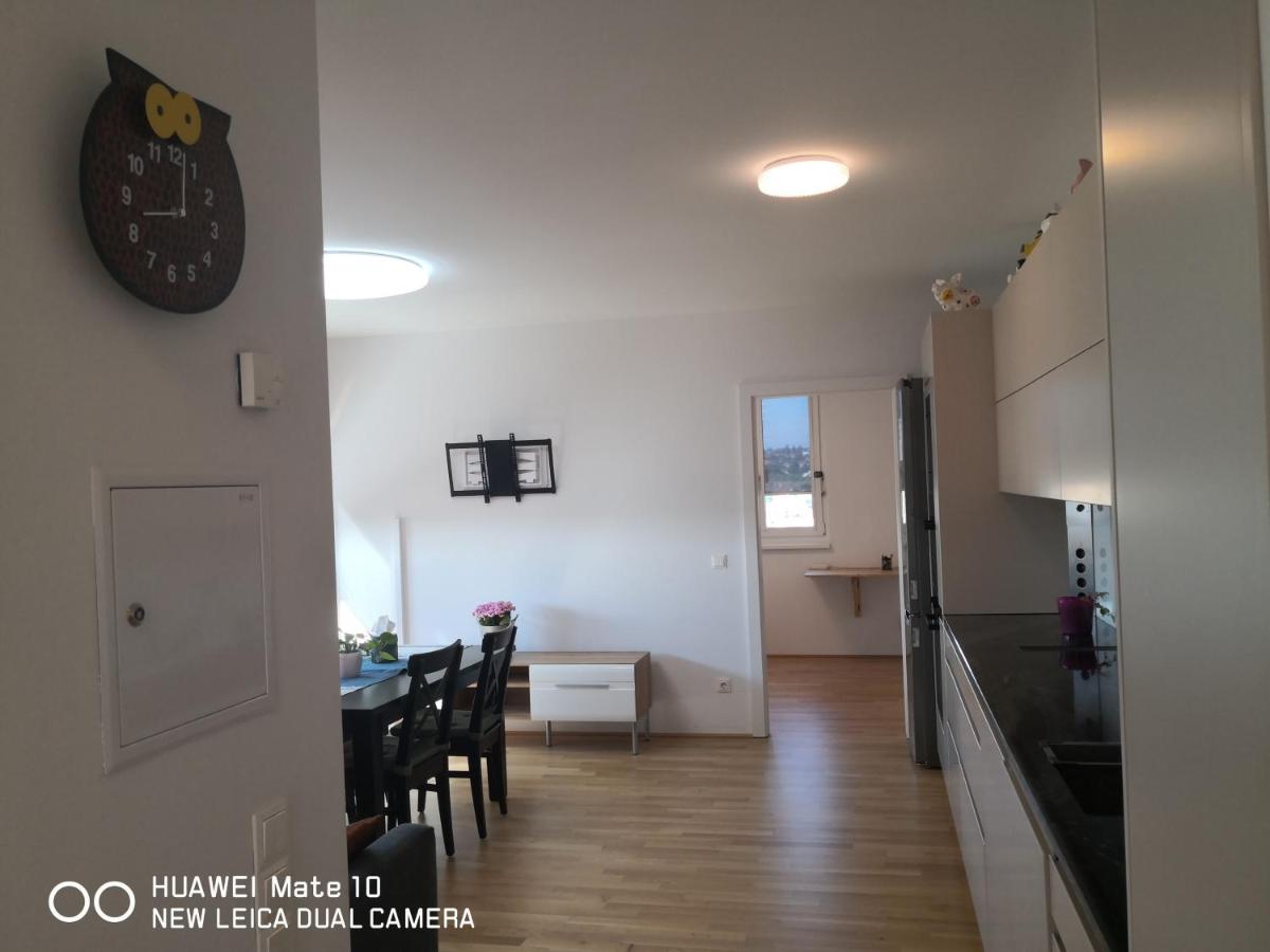 Modern Apartment bei U Bahn Simmering - Housity
