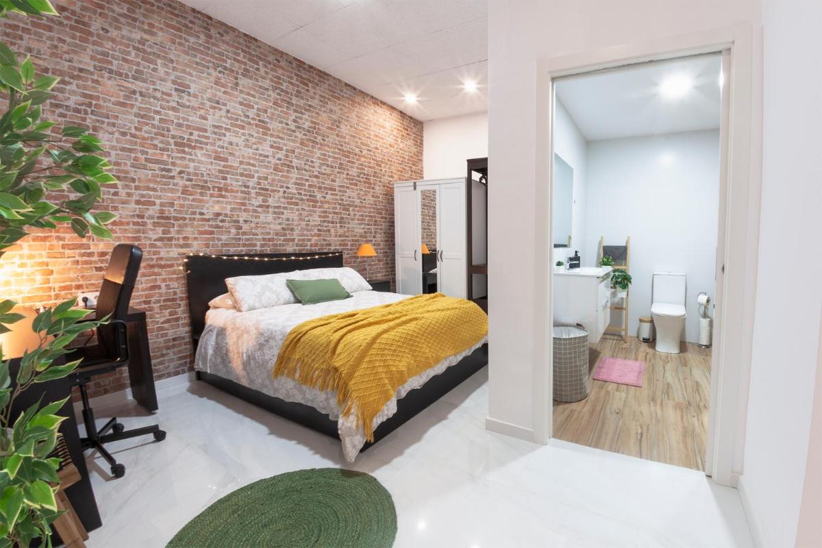 Digital Nomad Retreat 2 -Great Location Near Metro - Housity