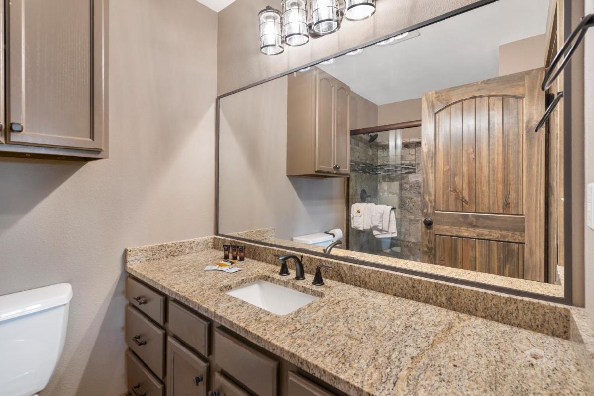 Table Rock Resorts at Indian Point - Housity