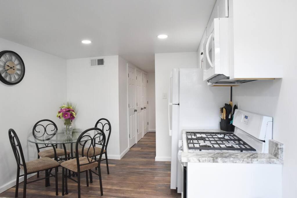 Cozy Mount Washington Home with Parking-Sleeps 4 - Housity