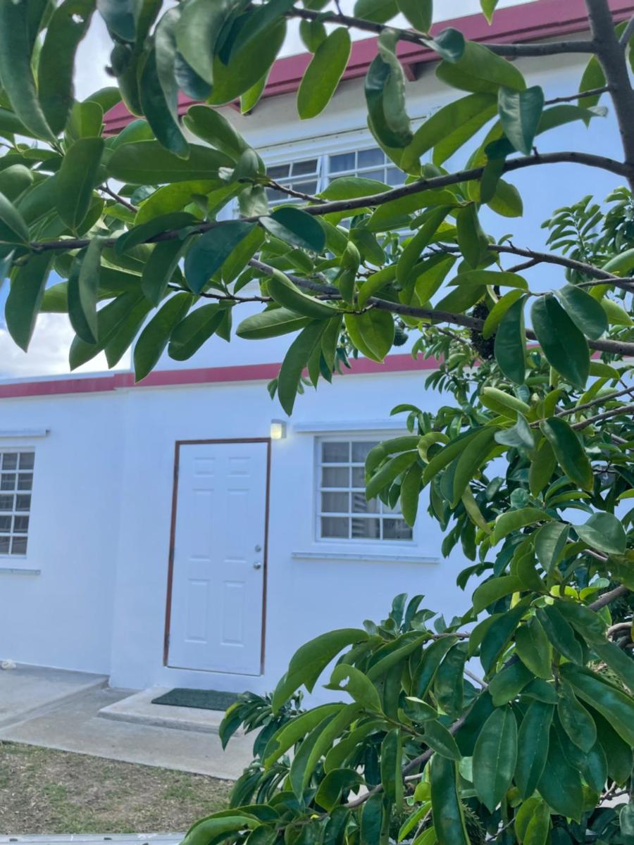 Luxurious One and Two Bedroom Villa - Housity