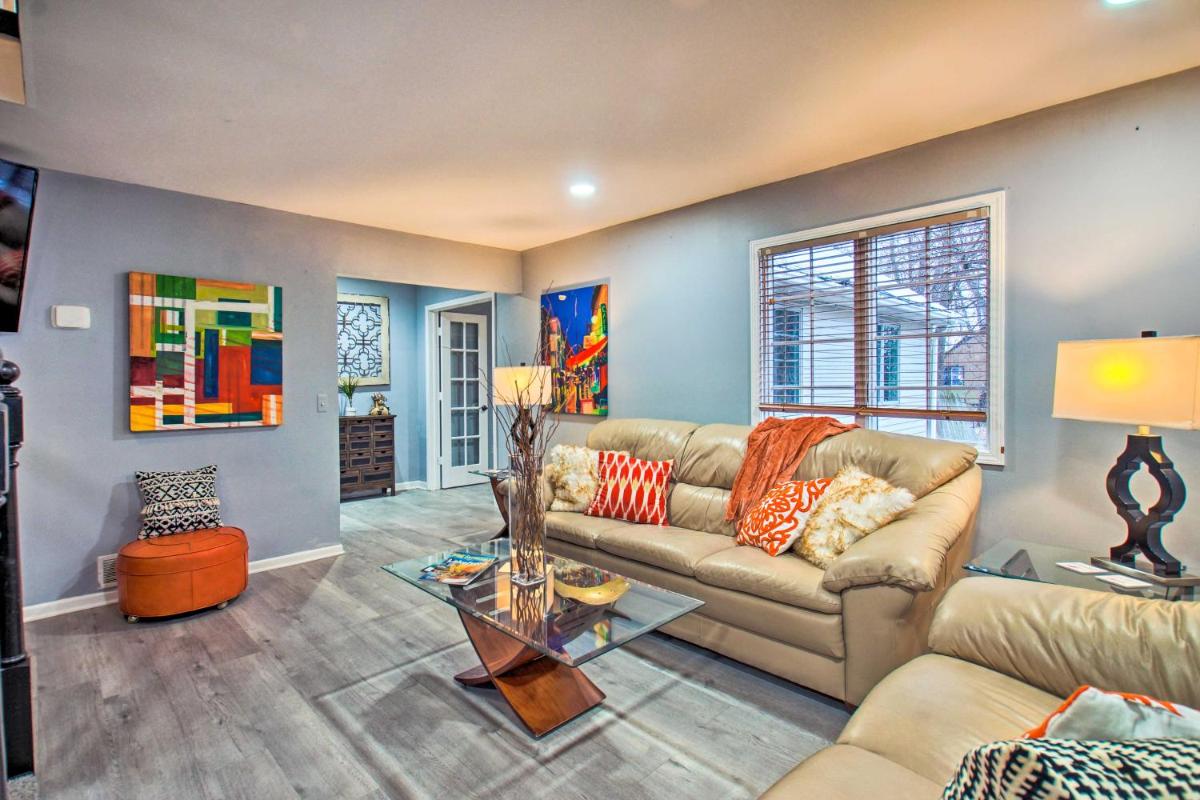 Ortonville Retreat with 2 Decks and Lake Access! - Housity