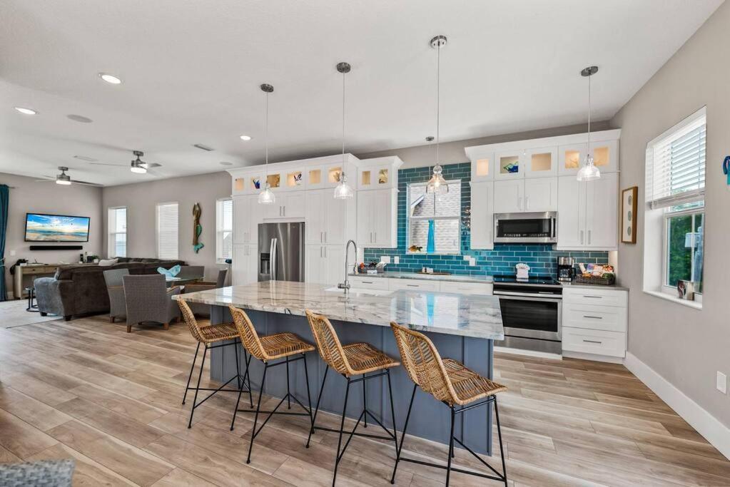 Luxury Coastal Home, Gulfport Waterfront District - Housity