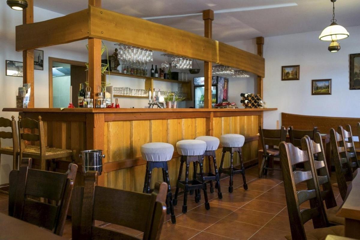 Apartmány U Anděla - Housity