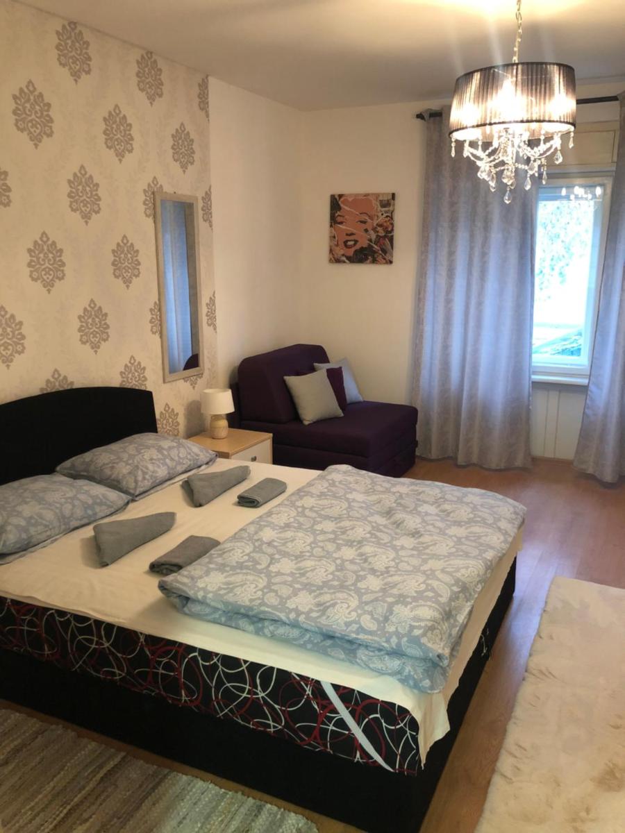 Saloon house - Housity