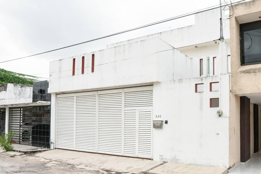 Casa completa con una habitación en Mérida - Housity
