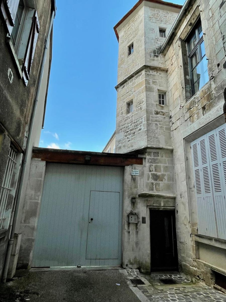Le Show Room - Housity