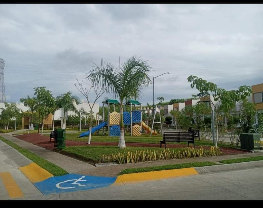 Valle Alto con Alberca - Housity