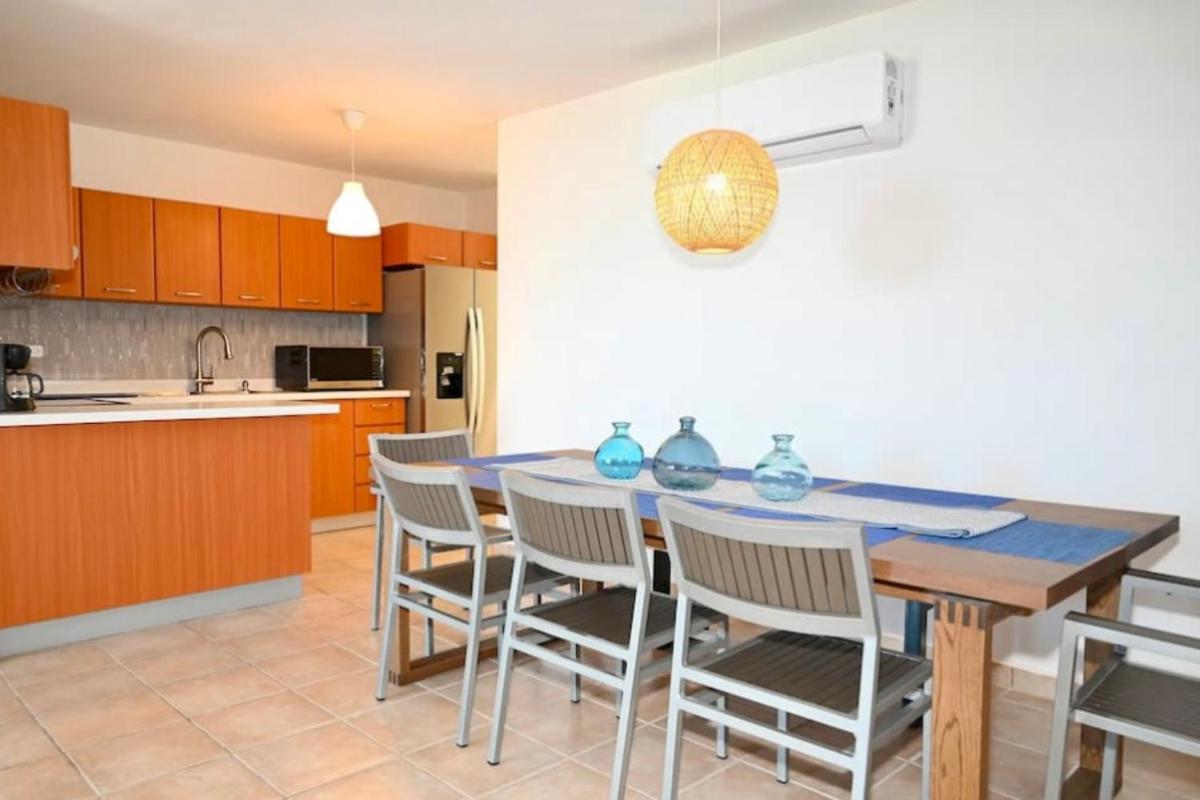 Apartamento frente a la Playa Arecibo Puerto Rico - Housity