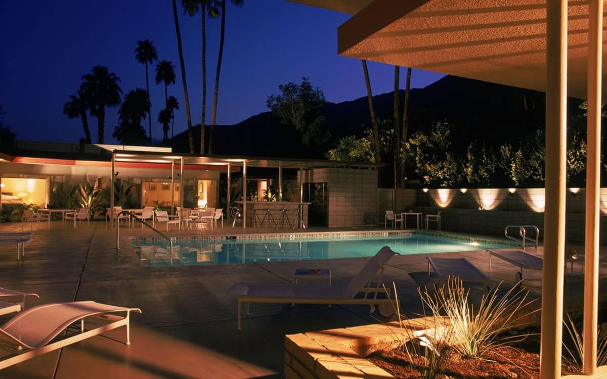Orbit In - 21 and Over - A Town & Desert Boutique Hotel - Housity
