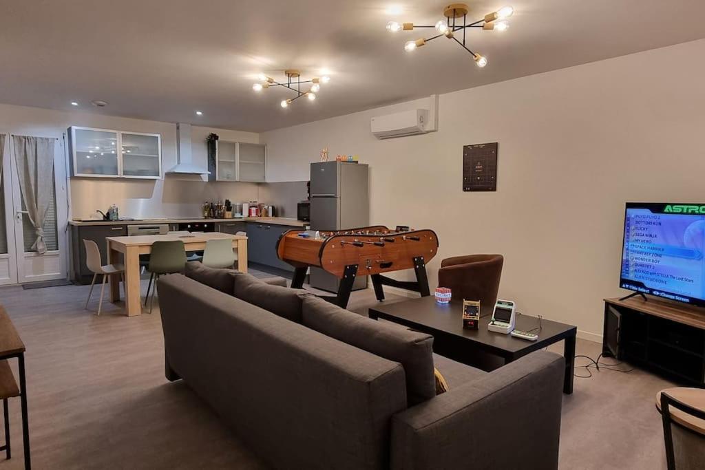 Suitetrails - Maison entière 3 chambres entre collègues, amis, famille - barbecue - baby foot - Netflix - Prime