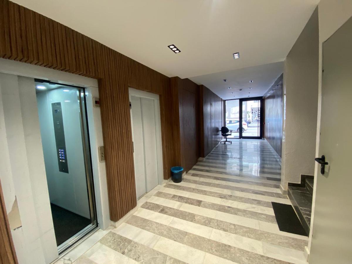 Modern 1 BR, 1min from Downtown Anoual Tramway - Housity