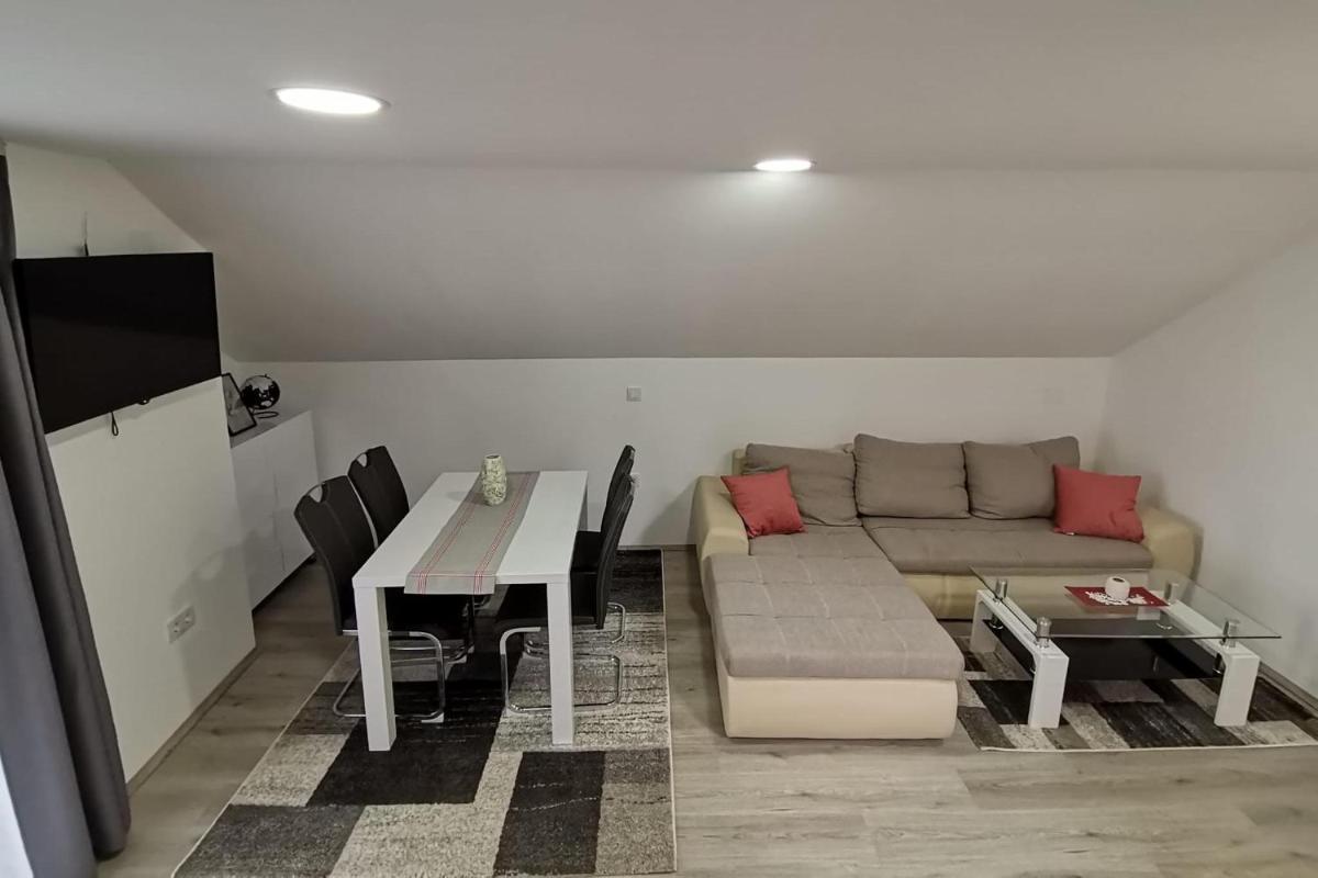 Holiday house with a parking space Zagreb - 20175 - Housity