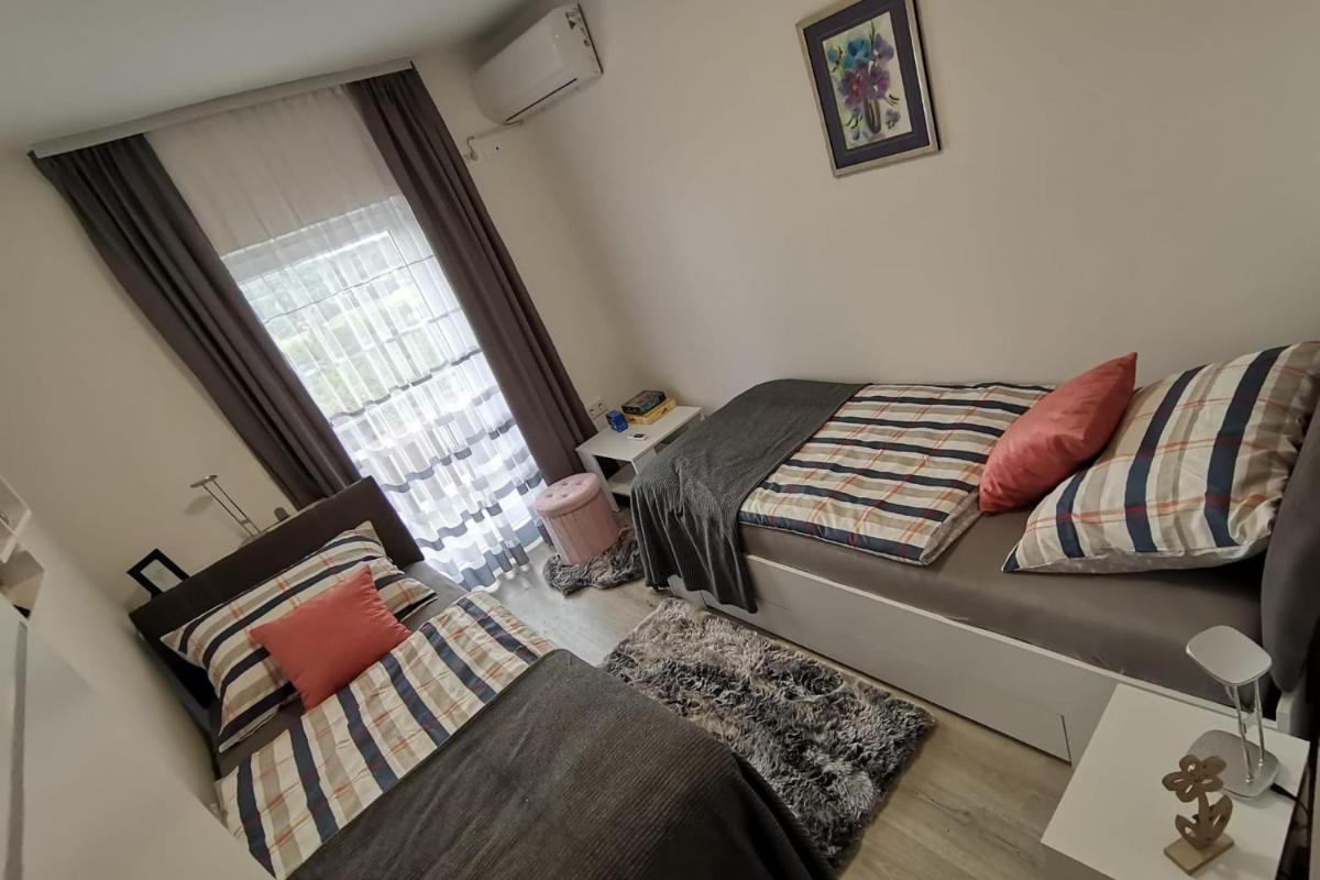 Holiday house with a parking space Zagreb - 20175 - Housity