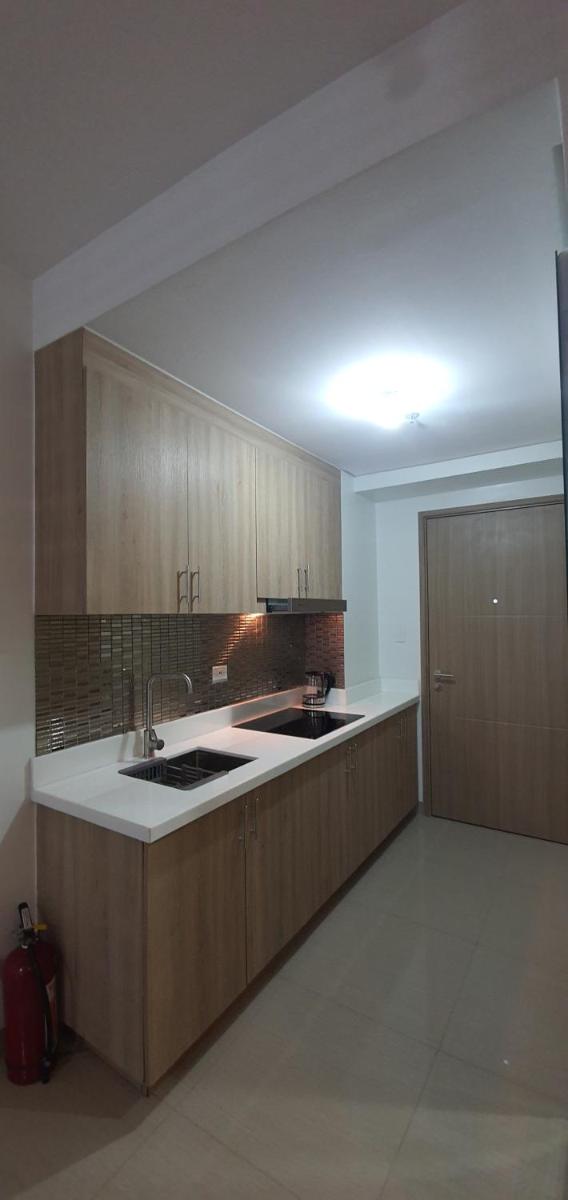 Shore 2 residences condominium - Housity