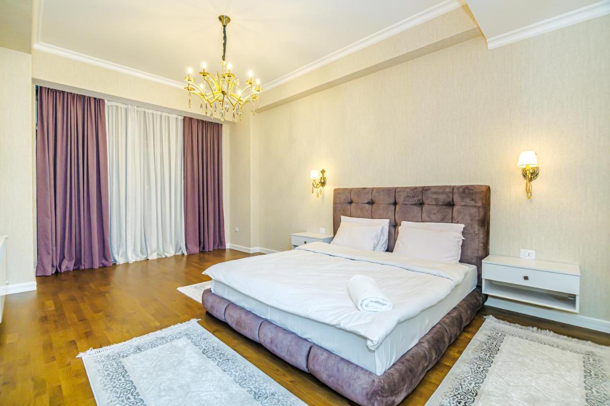Suitetrails - VIP Apartment in Buta Palace