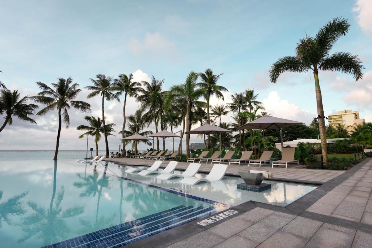 Crowne Plaza Resort Guam - Hizvo
