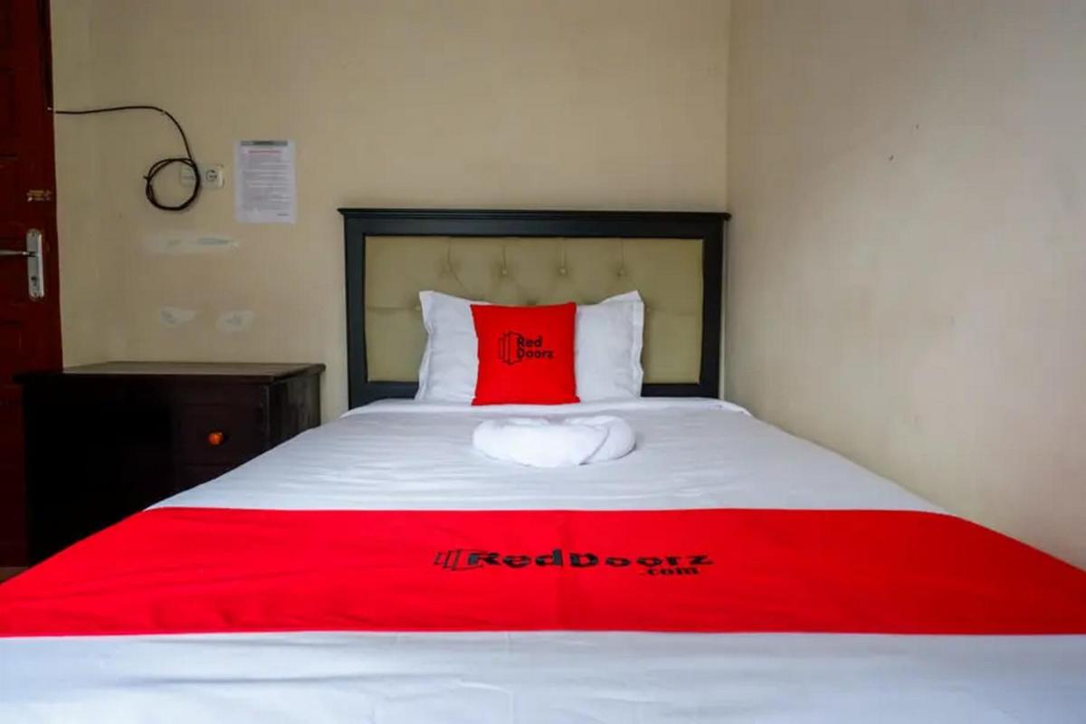 RedDoorz at Makale Tana Toraja - Housity