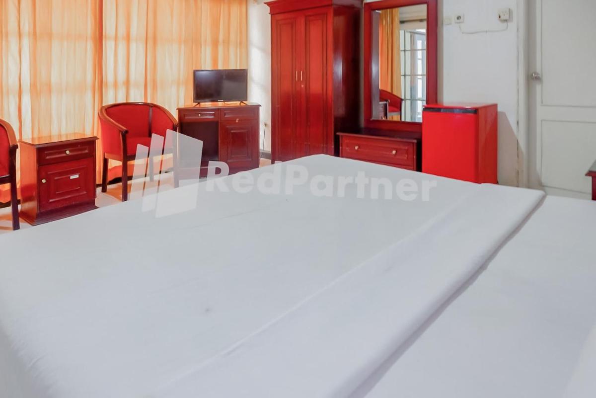 Suitetrails - Graha Sartika Hotel RedPartner