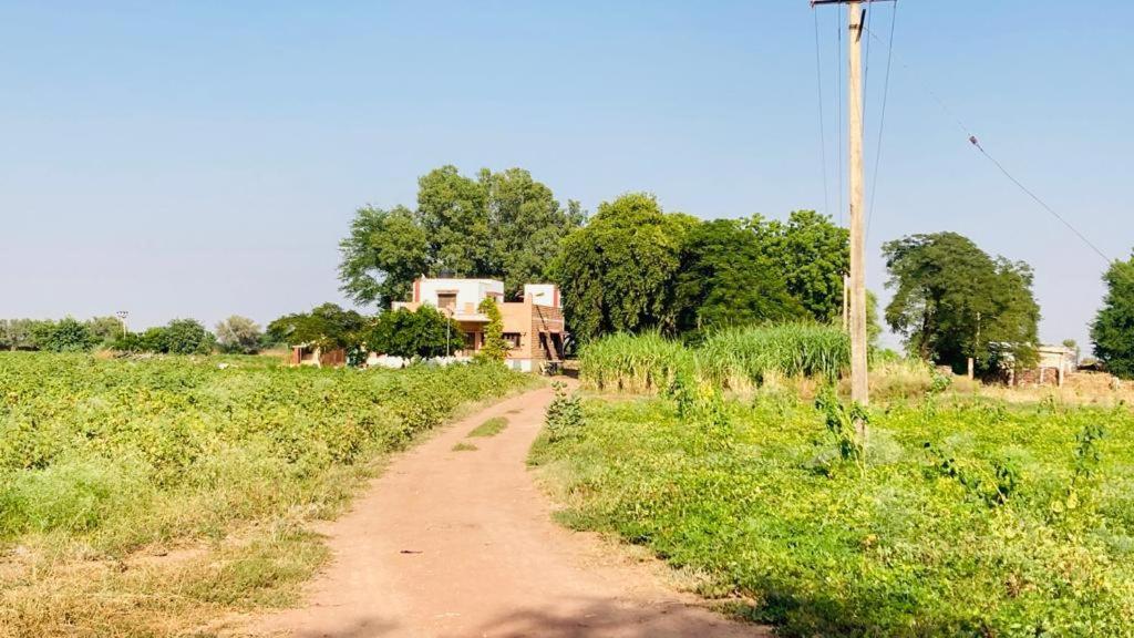 Ananya Farms Paradise - Housity