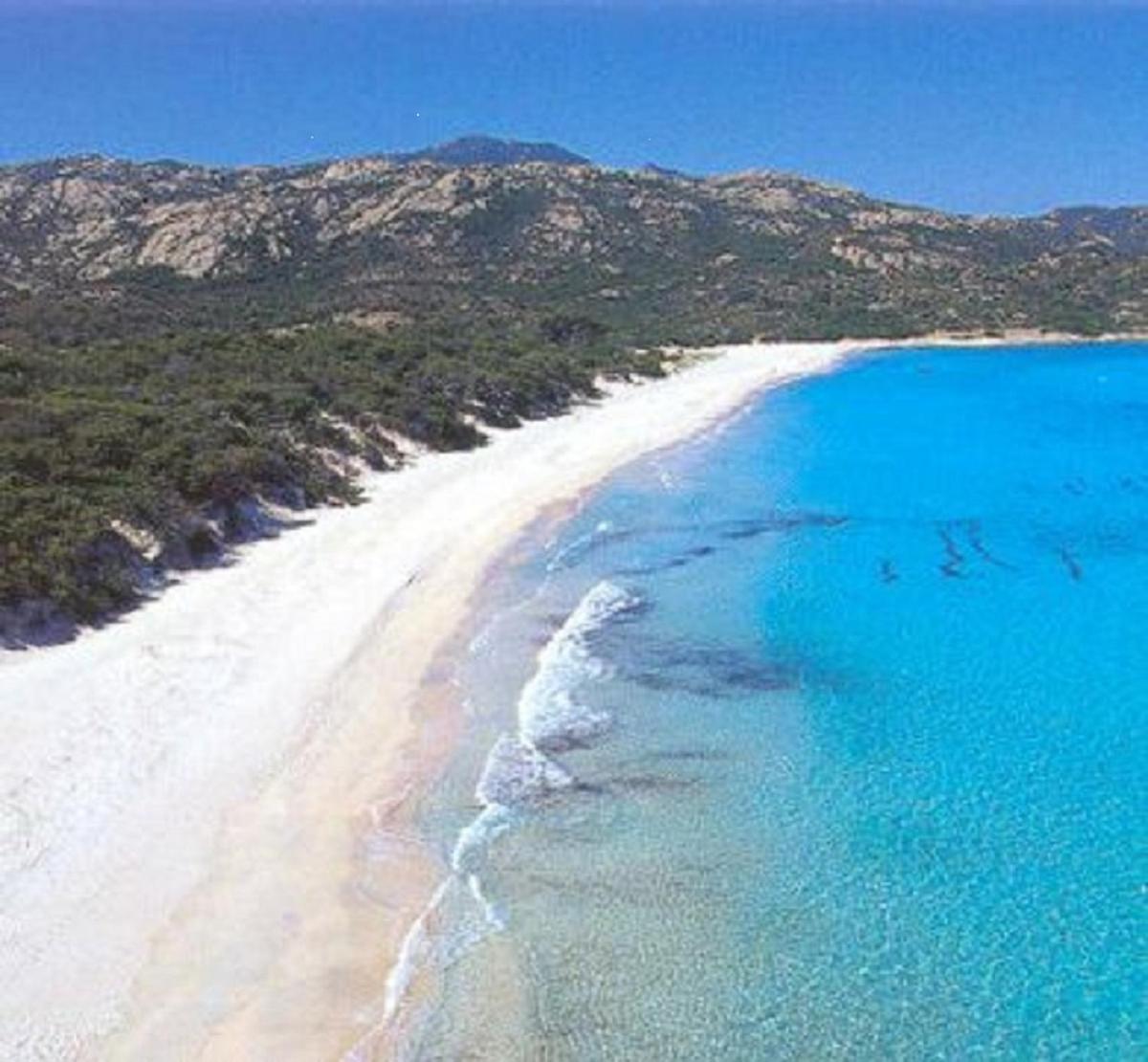 LUXURY 270M² HOUSE OF CHARACTER IN OLD STONES WITH HEATED POOL, NEAR CALVI - Housity