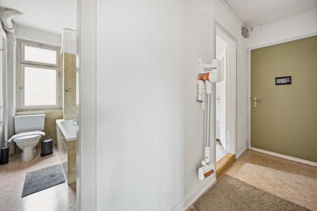 Central Apartment for City Explorers 222 - Housity
