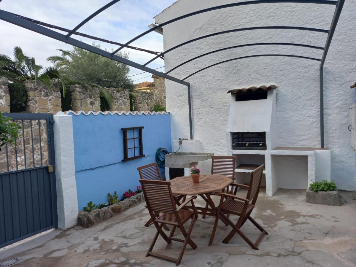 Casa Rural Las Raíces, Sierra de San Vicente - Housity