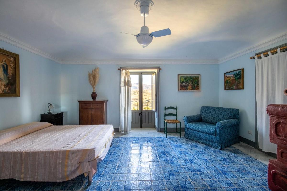 Baglio Scannale con piscina by Wonderful Italy - Housity