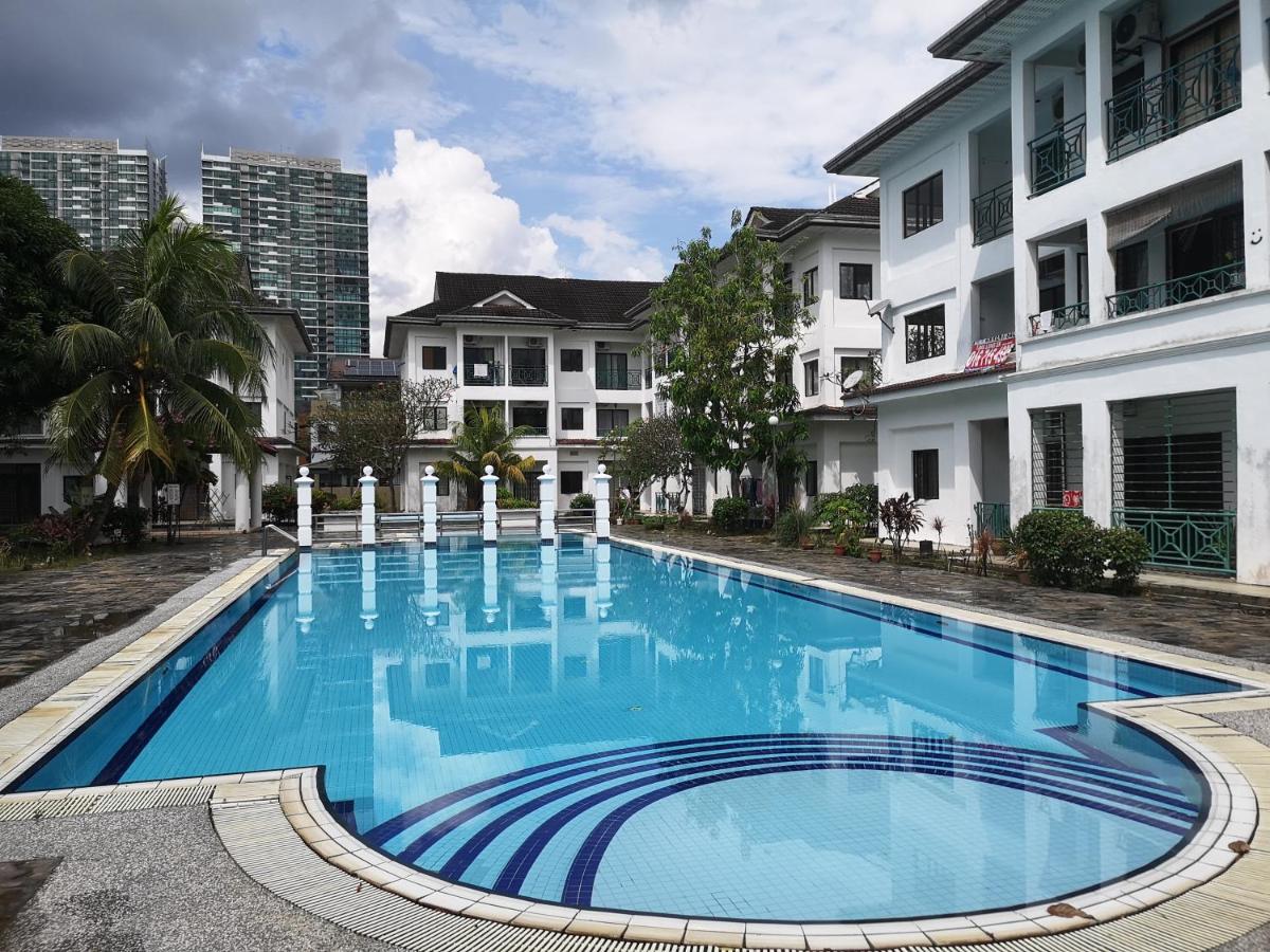 Suitetrails - Polo Park Apartment near mid valley southkey