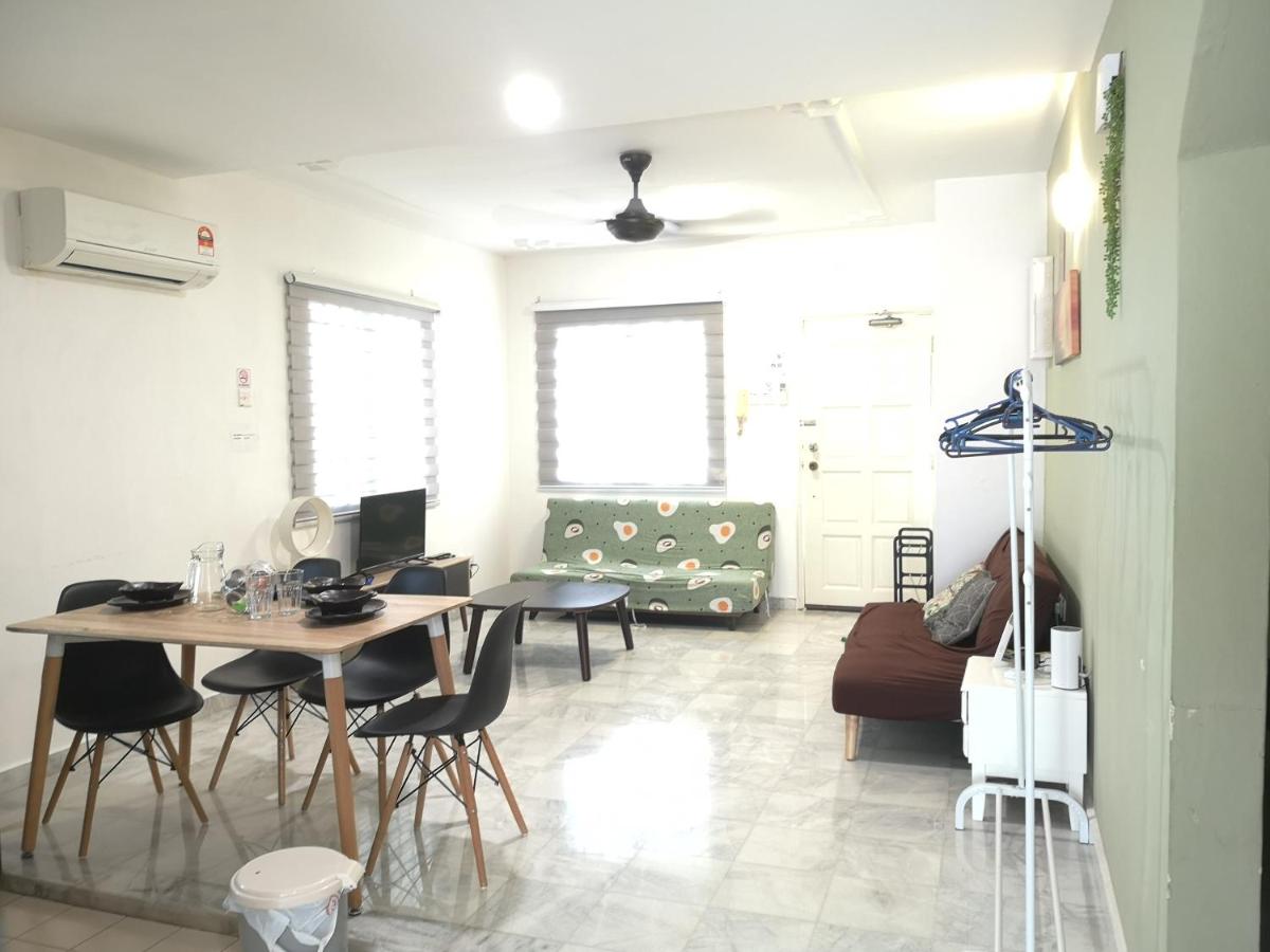 Suitetrails - Polo Park Apartment near mid valley southkey