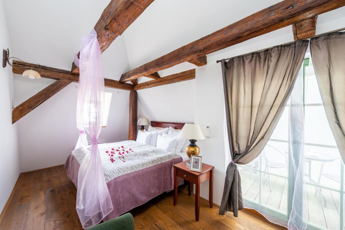 Nobles Apartments - Housity