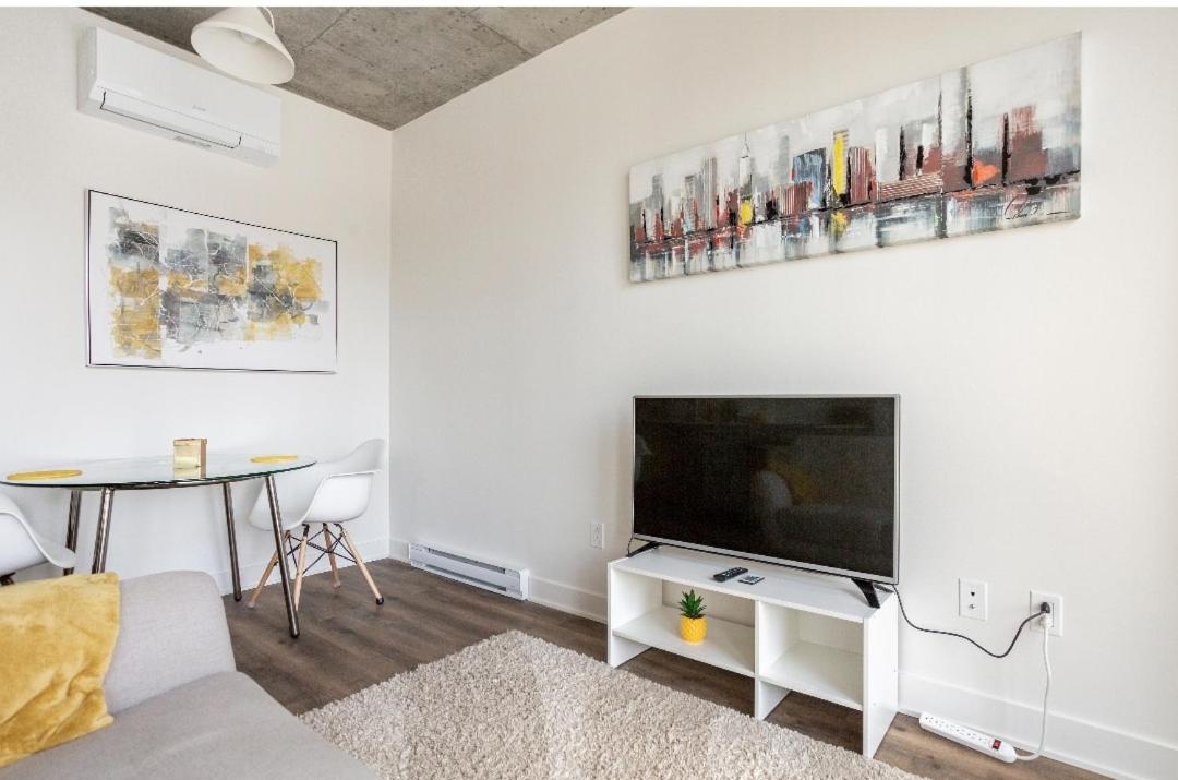 The Catherinoise, Condo in heart of downtown - Housity